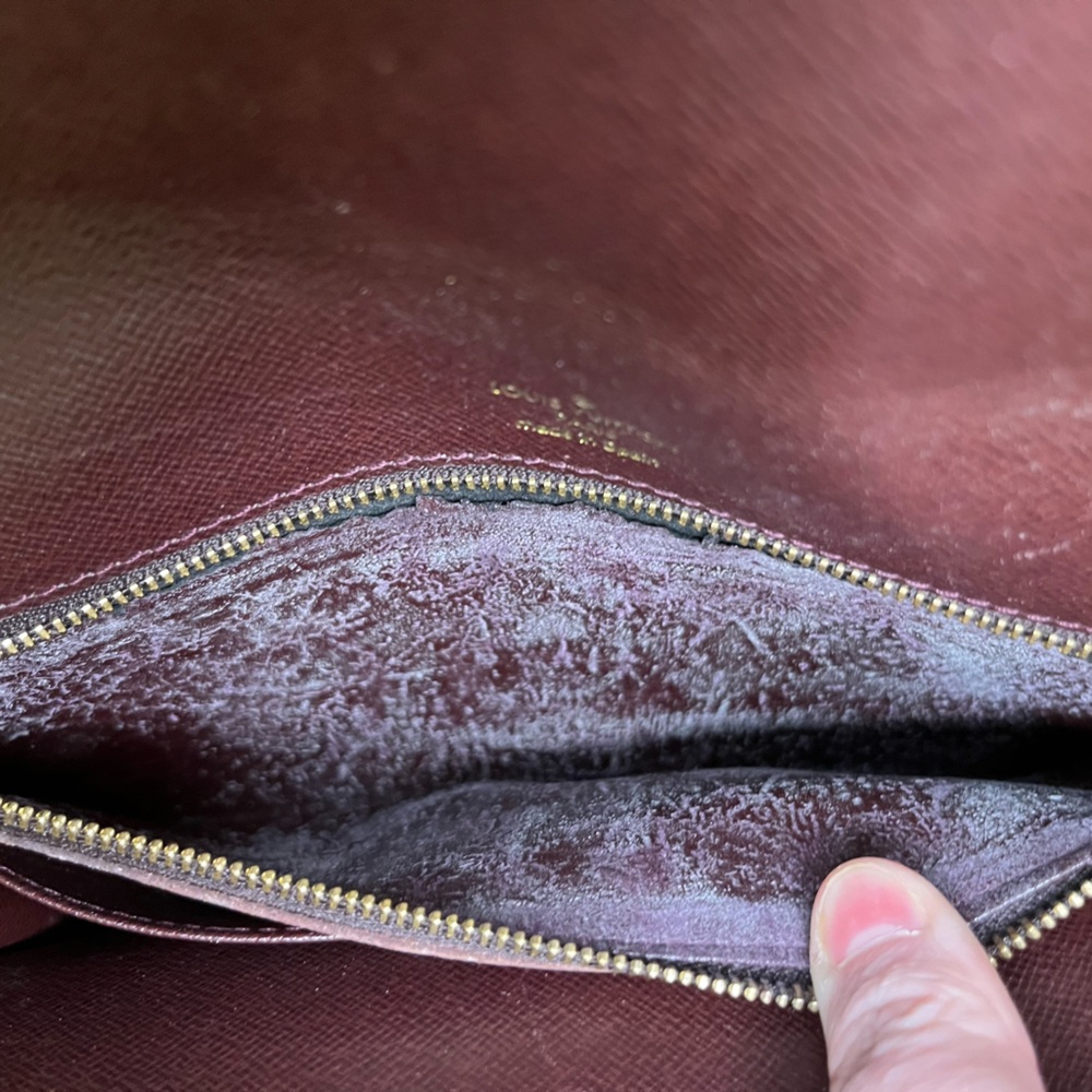 Louis Vuitton Taiga Selenga Pochette Clutch in Burgundy , COA included - Picture 12 of 15